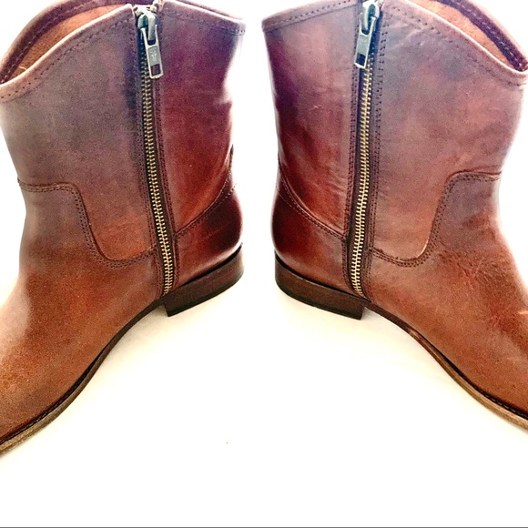 🔹HP🔹Frye NWOT Melissa Ankle Boots 9 - Picture 2 of 8